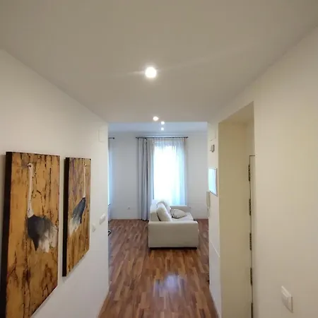 לינה וארוחת בוקר Centro