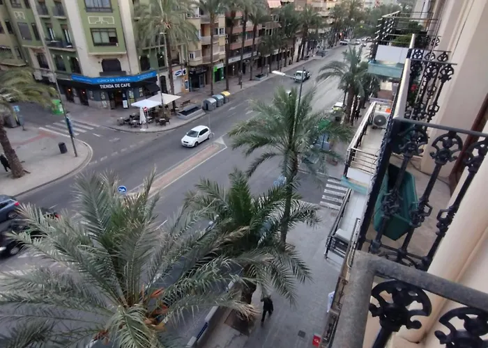 Centro Con Bano Privado 3* Alicante