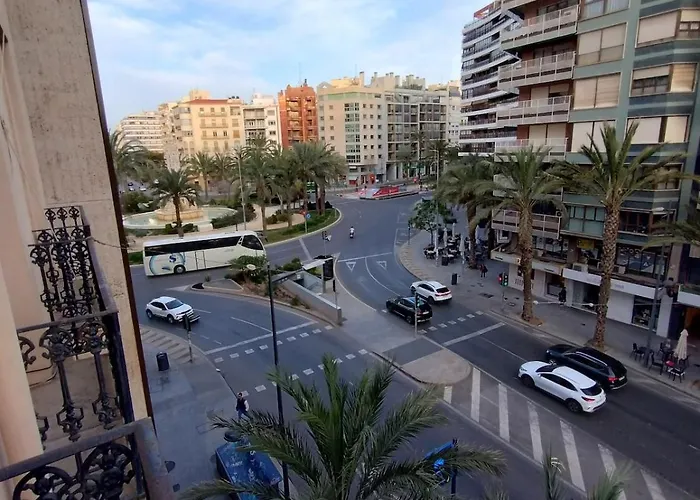 Centro Con Bano Privado Bed & Breakfast Alicante